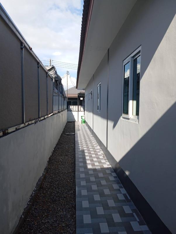 รูปที่2 ต้องการขายบ้านพร้อมที่ดิน ป่าแดด เมืองเชียงใหม่ ราคา 1,390,000 บาท