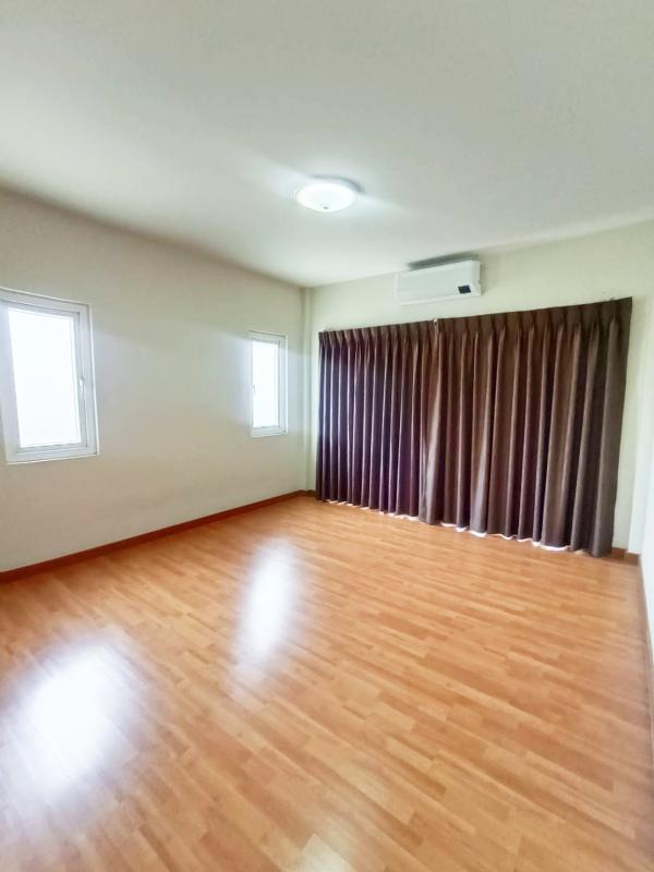รูปที่6 ต้องการขายบ้านพร้อมที่ดิน คูคต ลำลูกกา ราคา 4,500,000 บาท