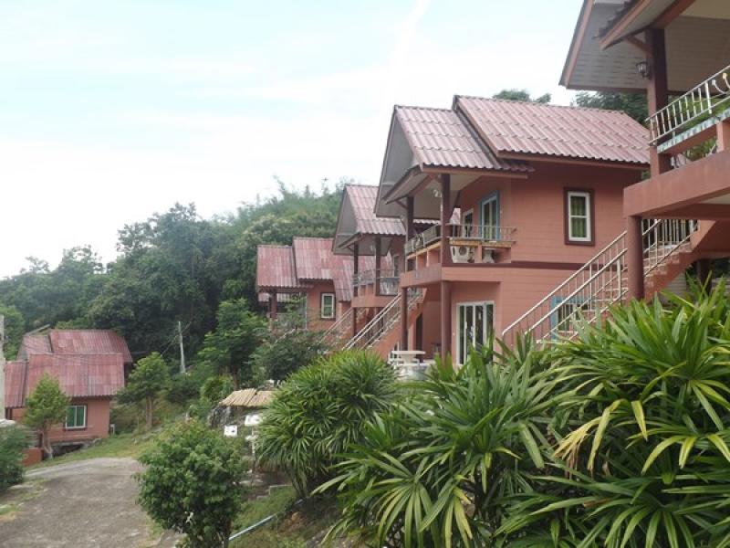 รูปที่3 ต้องการขายรีสอร์ท แสมสาร สัตหีบ ราคา 15,000,000 บาท