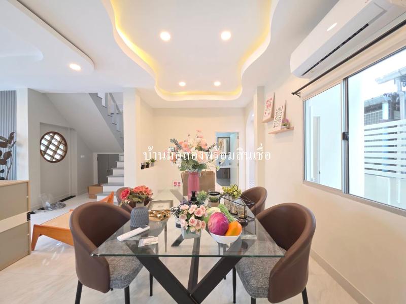 รูปที่2 ต้องการขายบ้านพร้อมที่ดิน สามวาตะวันตก เขตคลองสามวา ราคา 4,500,000 บาท