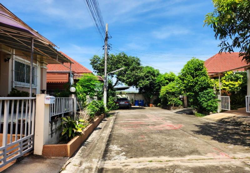 รูปที่5 ต้องการขายบ้านพร้อมที่ดิน ท่าข้าม เขตบางขุนเทียน ราคา 3,490,000 บาท