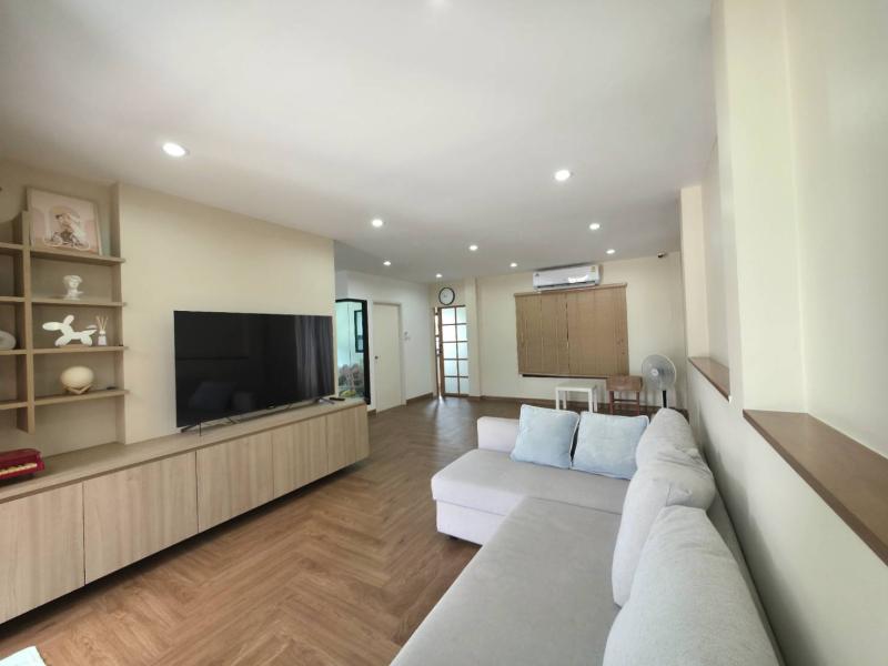 รูปที่2 ต้องการขายบ้านพร้อมที่ดิน คลองสอง คลองหลวง ราคา 4,690,000 บาท
