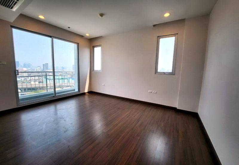 รูปที่4 ต้องการขายคอนโดมิเนียม บางโคล่ เขตบางคอแหลม ราคา 6,700,000 บาท