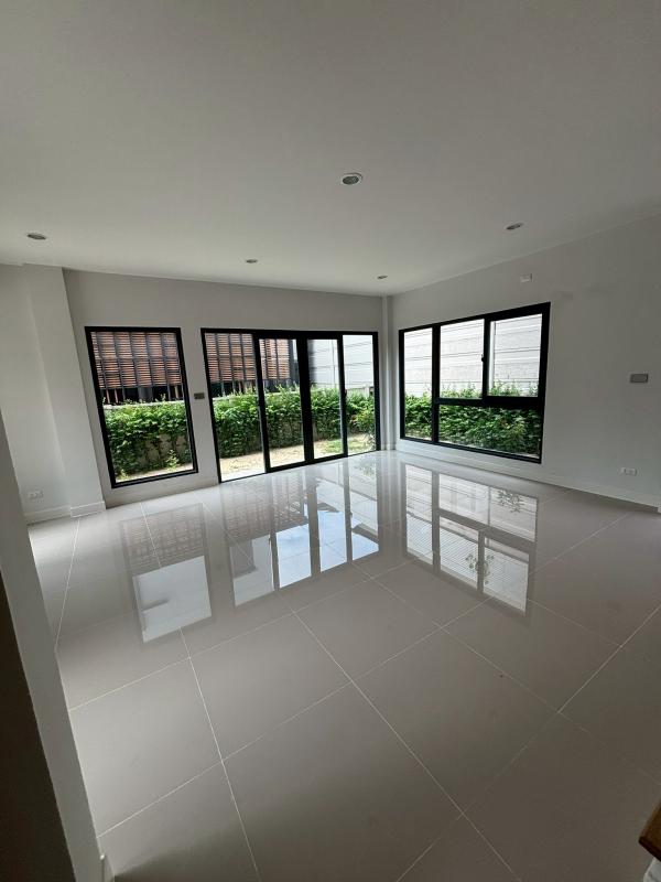 รูปที่2 ต้องการขายบ้านพร้อมที่ดิน ทุ่งครุ เขตทุ่งครุ ราคา 6,990,000 บาท