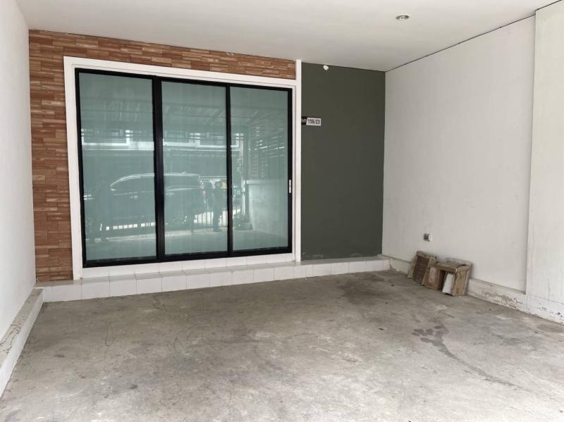 รูปที่2 ต้องการขายบ้านพร้อมที่ดิน ห้วยกะปิ เมืองชลบุรี ราคา 1,850,000 บาท