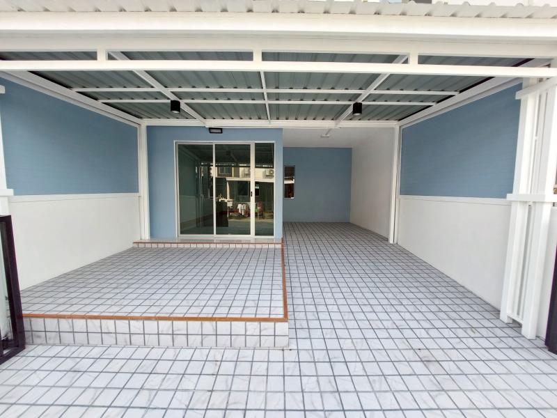 รูปที่2 ต้องการขายทาวน์โฮม บางพลีใหญ่ บางพลี ราคา 1,990,000 บาท