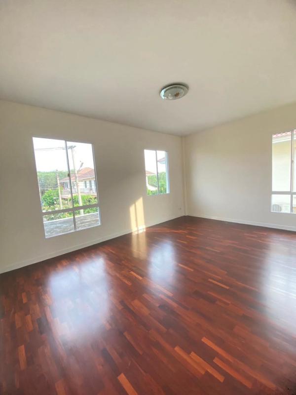 รูปที่2 ต้องการขายบ้านพร้อมที่ดิน ศาลายา พุทธมณฑล ราคา 3,990,000 บาท