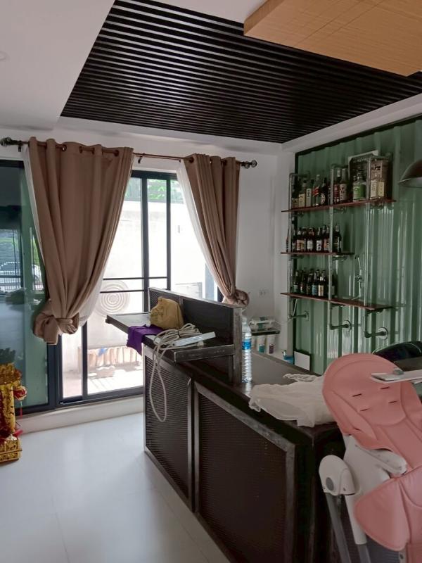 รูปที่4 ต้องการขายทาวน์โฮม สีกัน เขตดอนเมือง ราคา 5,290,000 บาท