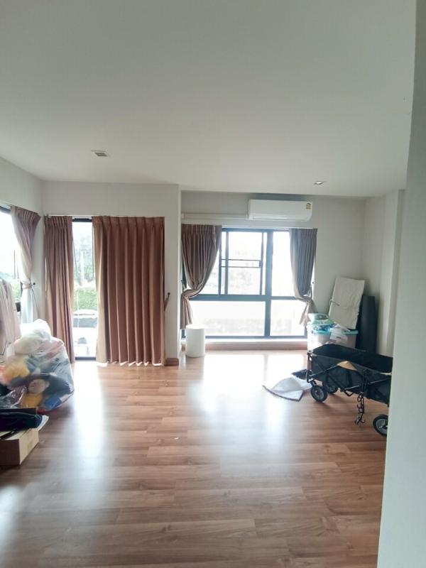 รูปที่5 ต้องการขายทาวน์โฮม สีกัน เขตดอนเมือง ราคา 5,290,000 บาท