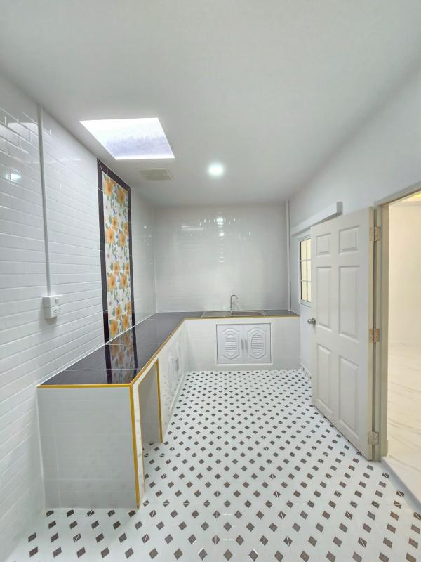 รูปที่7 ต้องการขายทาวน์โฮม ลำลูกกา ลำลูกกา ราคา 1,550,000 บาท