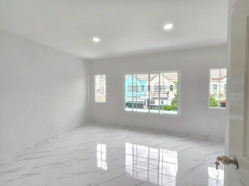 รูปที่8 ต้องการขายทาวน์โฮม ลำลูกกา ลำลูกกา ราคา 1,550,000 บาท