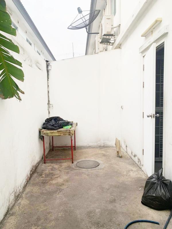 รูปที่8 ต้องการขายทาวน์โฮม คลองสอง คลองหลวง ราคา 2,200,000 บาท