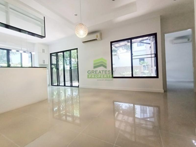 รูปที่2 ต้องการขายบ้านพร้อมที่ดิน หนองค้างพลู เขตหนองแขม ราคา 8,700,000 บาท