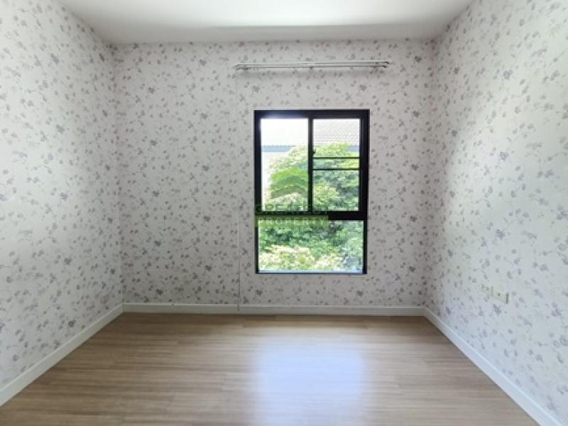 รูปที่5 ต้องการขายบ้านพร้อมที่ดิน หนองค้างพลู เขตหนองแขม ราคา 8,700,000 บาท
