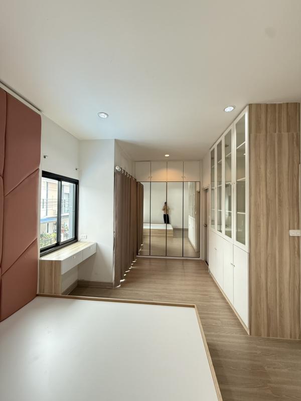 รูปที่4 ต้องการขายทาวน์โฮม ลำลูกกา ลำลูกกา ราคา 2,650,000 บาท