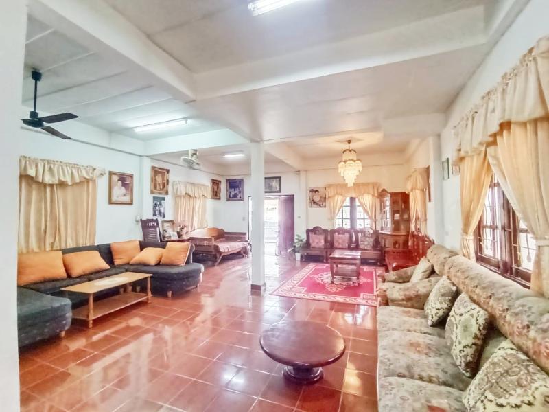 รูปที่3 ต้องการขายบ้านพร้อมที่ดิน ประชาธิปัตย์ ธัญบุรี ราคา 3,700,000 บาท