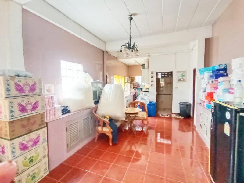 รูปที่4 ต้องการขายบ้านพร้อมที่ดิน ประชาธิปัตย์ ธัญบุรี ราคา 3,700,000 บาท