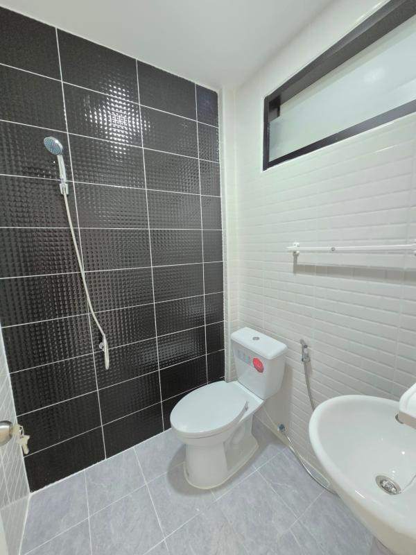 รูปที่8 ต้องการขายทาวน์โฮม ลำผักกูด ธัญบุรี ราคา 1,200,000 บาท