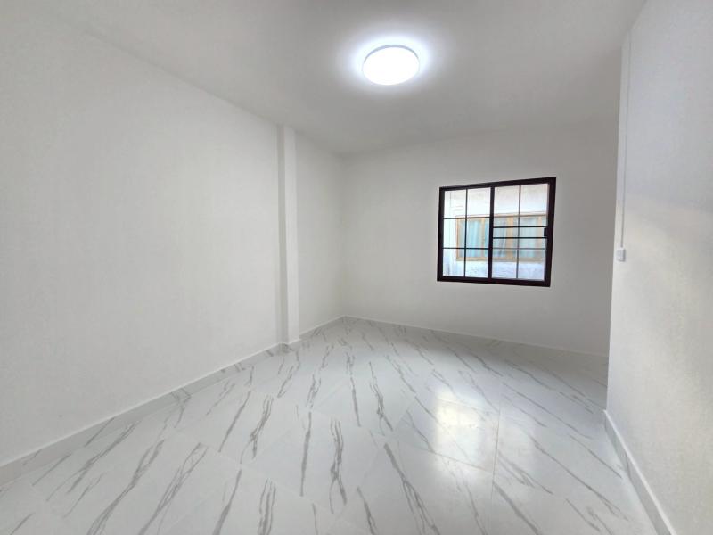 รูปที่6 ต้องการขายทาวน์โฮม คูคต ลำลูกกา ราคา 1,550,000 บาท