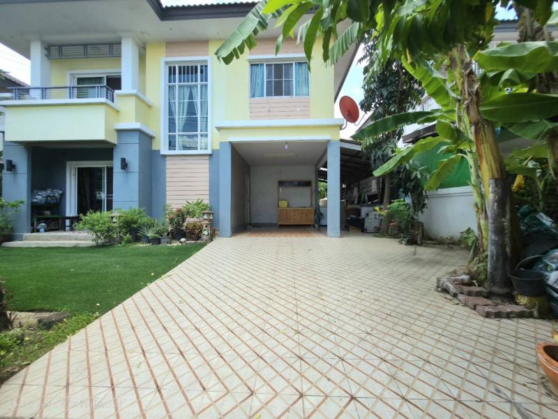 รูปที่2 ต้องการขายบ้านพร้อมที่ดิน คลองสาม คลองหลวง ราคา 2,690,000 บาท
