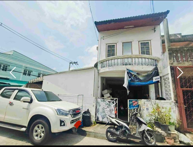 รูปที่2 ต้องการขายบ้านพร้อมที่ดิน บางขุนศรี เขตบางกอกน้อย ราคา 3,800,000 บาท