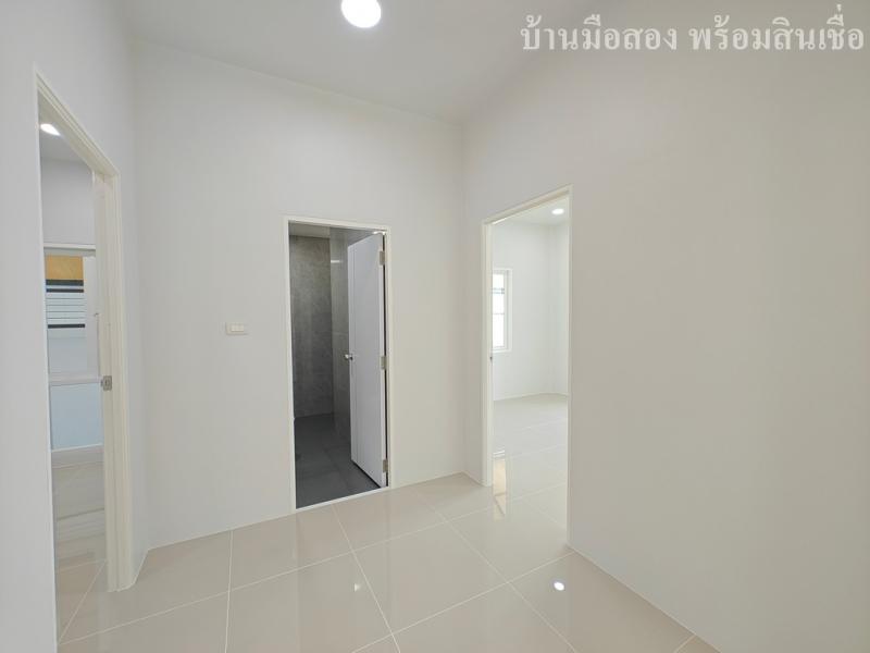รูปที่4 ต้องการขายทาวน์โฮม ลาดสวาย ลำลูกกา ราคา 3,790,000 บาท