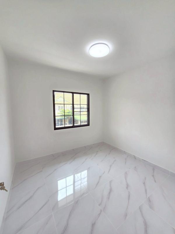 รูปที่7 ต้องการขายบ้านพร้อมที่ดิน คูคต ลำลูกกา ราคา 2,990,000 บาท