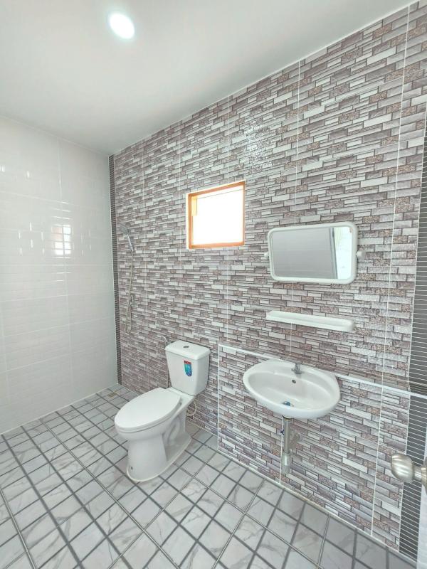 รูปที่8 ต้องการขายบ้านพร้อมที่ดิน คูคต ลำลูกกา ราคา 2,990,000 บาท