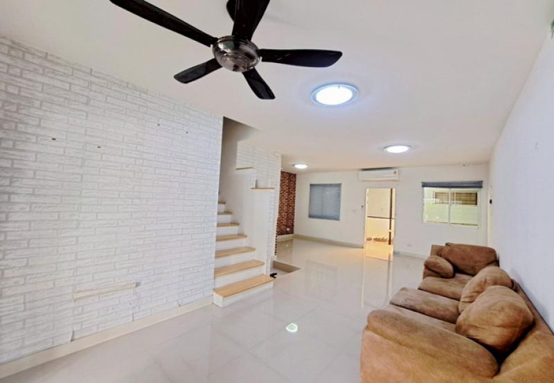 รูปที่6 ต้องการขายทาวน์โฮม บางครุ พระประแดง ราคา 2,750,000 บาท