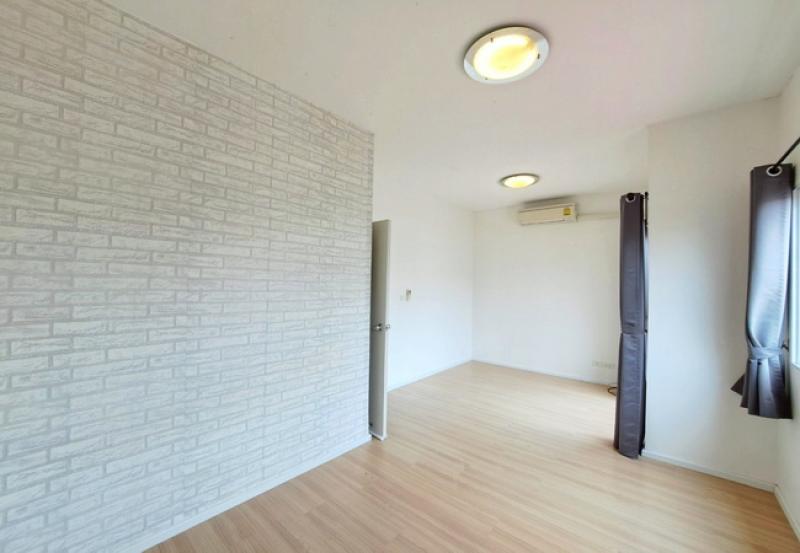 รูปที่8 ต้องการขายทาวน์โฮม บางครุ พระประแดง ราคา 2,750,000 บาท