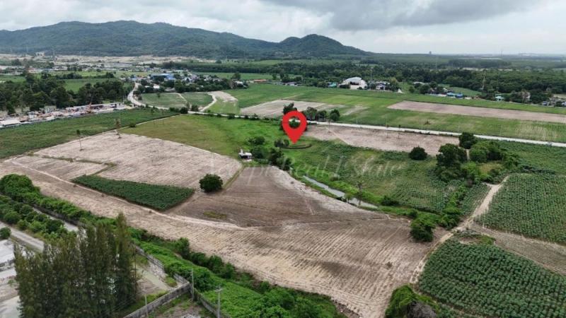 รูปที่2 ต้องการขายที่ดินเปล่า ห้วยโป่ง เมืองระยอง ราคา 3,500,000 บาท