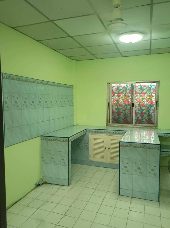 รูปที่4 ต้องการขายทาวน์โฮม บึงยี่โถ ธัญบุรี ราคา 1,390,000 บาท