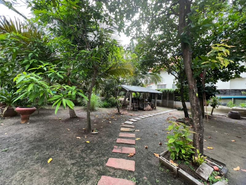 รูปที่6 ต้องการขายบ้านพร้อมที่ดิน บางขนุน บางกรวย ราคา 12,900,000 บาท