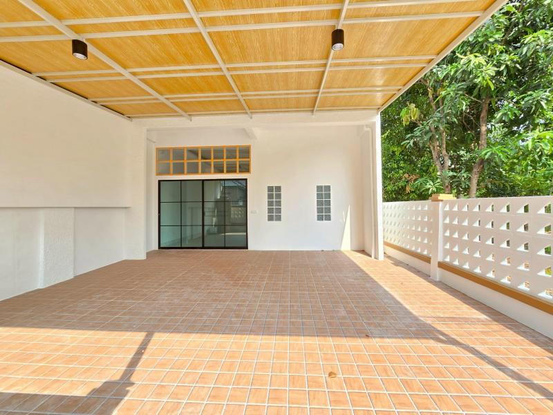 รูปที่2 ต้องการขายบ้านพร้อมที่ดิน ประชาธิปัตย์ ธัญบุรี ราคา 2,400,000 บาท