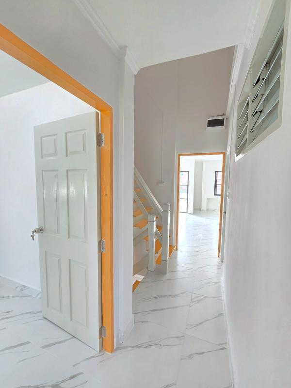 รูปที่6 ต้องการขายบ้านพร้อมที่ดิน ประชาธิปัตย์ ธัญบุรี ราคา 2,400,000 บาท