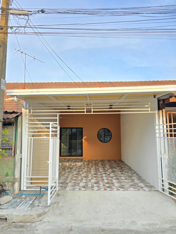 รูปที่2 ต้องการขายทาวน์โฮม ลำผักกูด ธัญบุรี ราคา 1,300,000 บาท