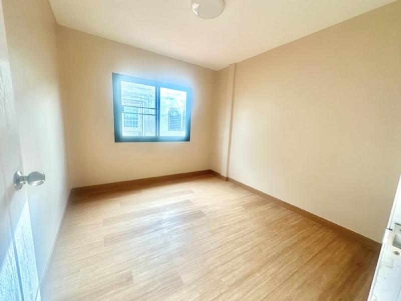 รูปที่5 ต้องการขายทาวน์โฮม ท่าแร้ง เขตบางเขน ราคา 1,950,000 บาท