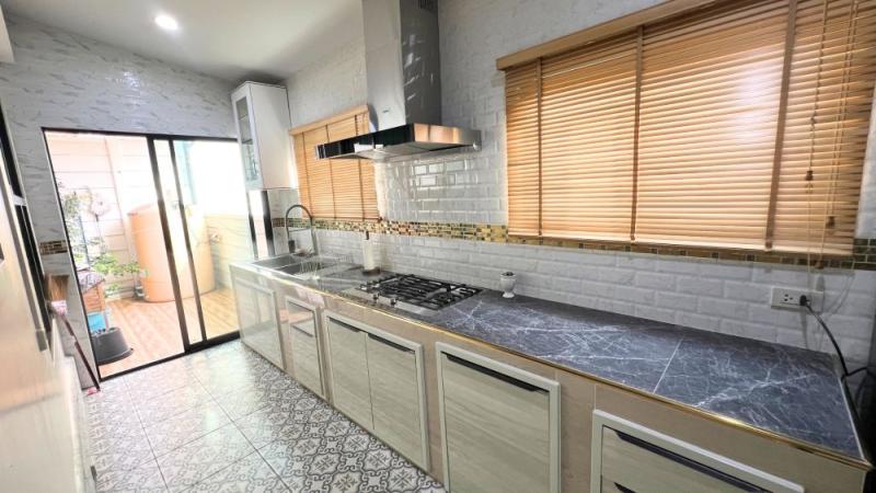 รูปที่5 ต้องการขายบ้านพร้อมที่ดิน มะขามคู่ นิคมพัฒนา ราคา 2,500,000 บาท
