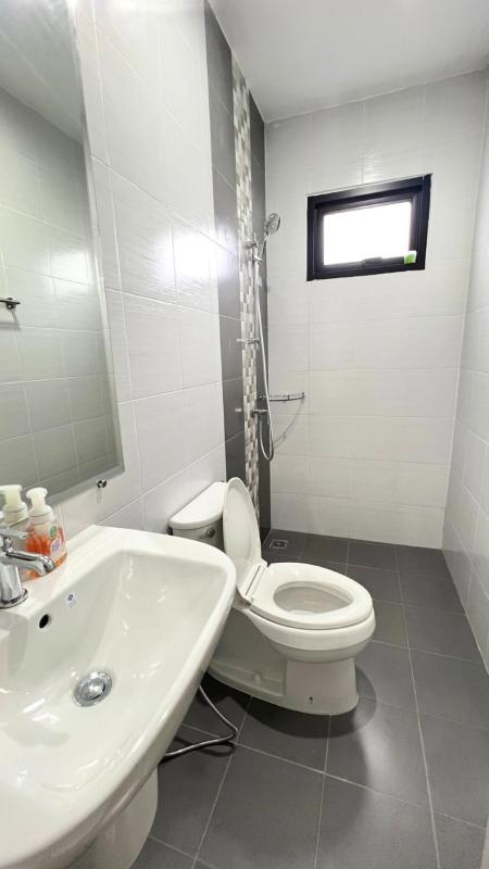 รูปที่7 ต้องการขายบ้านพร้อมที่ดิน มะขามคู่ นิคมพัฒนา ราคา 2,500,000 บาท