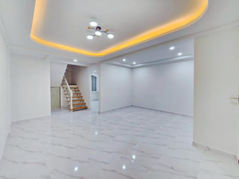 รูปที่3 ต้องการขายทาวน์โฮม ลาดสวาย ลำลูกกา ราคา 2,250,000 บาท