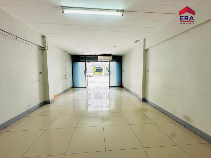 รูปที่4 ต้องการขายอาคารพาณิชย์ ทุ่งสุขลา ศรีราชา ราคา 7,900,000 บาท