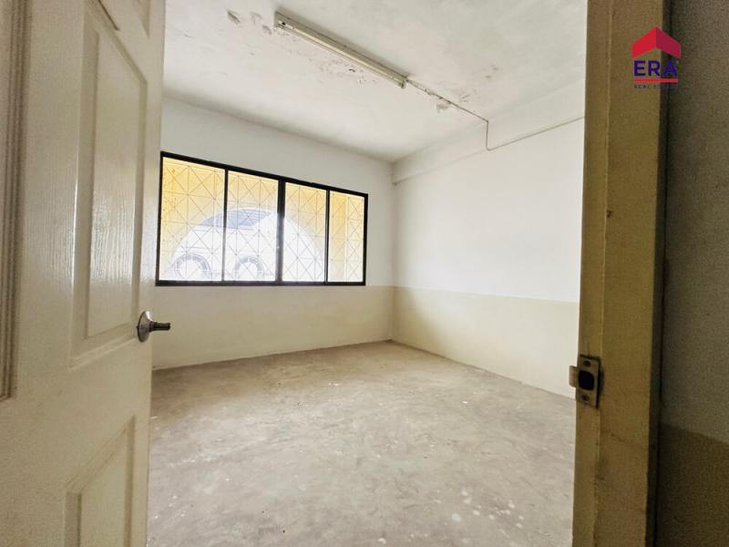 รูปที่7 ต้องการขายอาคารพาณิชย์ ทุ่งสุขลา ศรีราชา ราคา 7,900,000 บาท