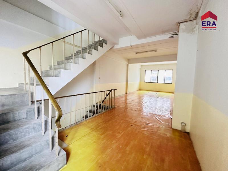 รูปที่8 ต้องการขายอาคารพาณิชย์ ทุ่งสุขลา ศรีราชา ราคา 7,900,000 บาท