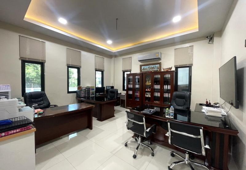 รูปที่4 ต้องการขายอาคารพาณิชย์ แสมดำ เขตบางขุนเทียน ราคา 46,000,000 บาท