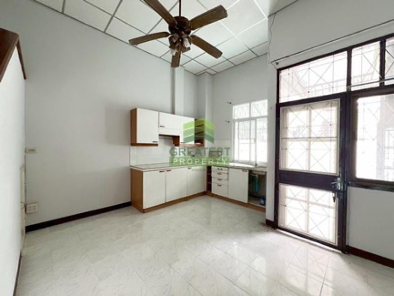 รูปที่3 ต้องการขายทาวน์โฮม กระทุ่มล้ม สามพราน ราคา 2,650,000 บาท