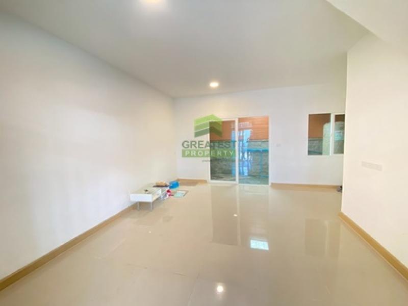 รูปที่2 ต้องการขายทาวน์โฮม ศีรษะจรเข้ใหญ่ บางเสาธง ราคา 2,200,000 บาท