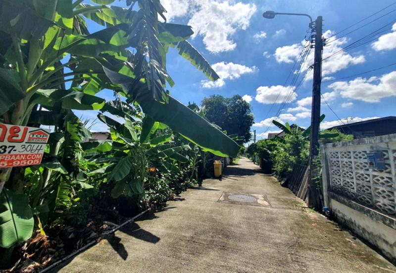 รูปที่4 ต้องการขายที่ดินเปล่า คันนายาว เขตคันนายาว ราคา 1,700,000 บาท