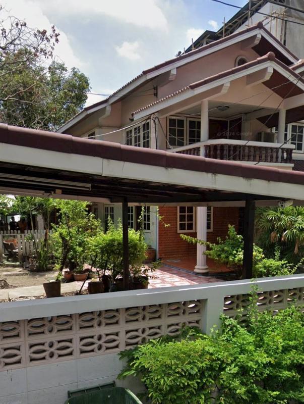 รูปที่3 ต้องการขายบ้านพร้อมที่ดิน *คลองตัน เขตพระโขนง ราคา 178,200,000 บาท