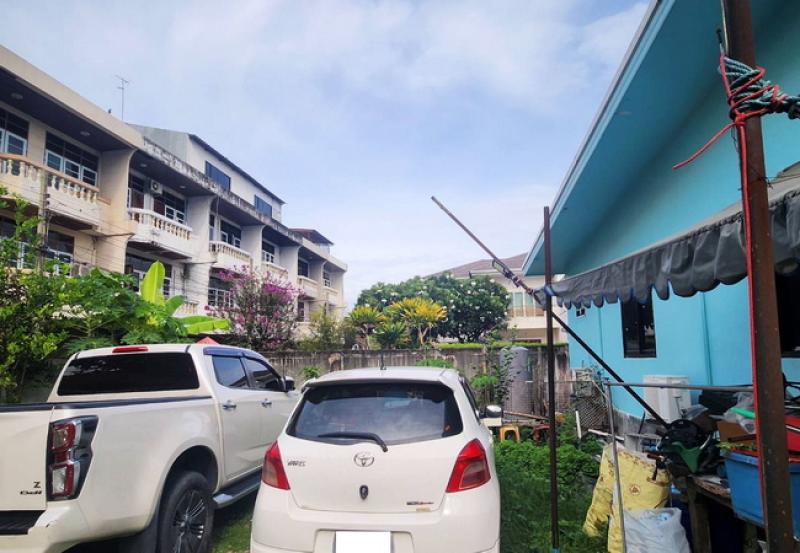 รูปที่5 ต้องการขายบ้านพร้อมที่ดิน บางยี่ขัน เขตบางพลัด ราคา 7,990,000 บาท