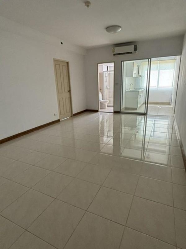 รูปที่8 ต้องการขายคอนโดมิเนียม บางกะปิ เขตห้วยขวาง ราคา 3,990,000 บาท